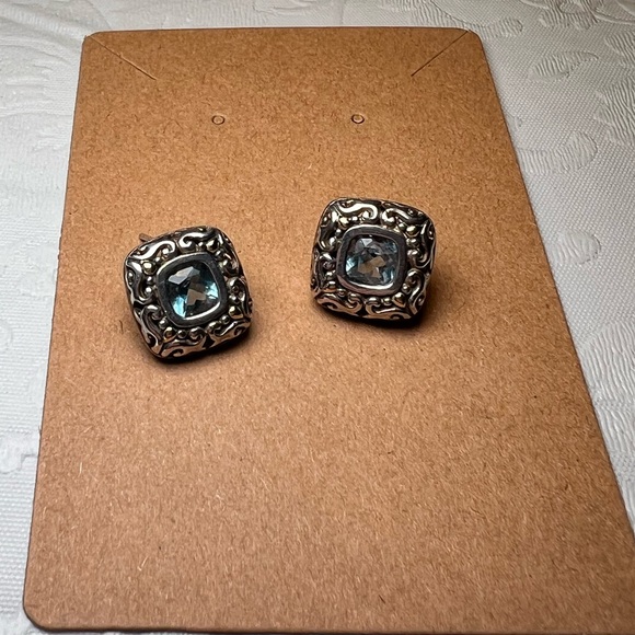 Intricate Silver Earrings with Blue Accents (Believed to be Topaz) - Picture 4 of 7